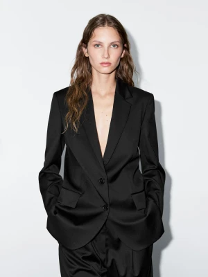 Marynarka Z Bardzo Cienkiej Wełny 100% Z Dwoma Guzikami - Czarny - - Massimo Dutti - Kobieta