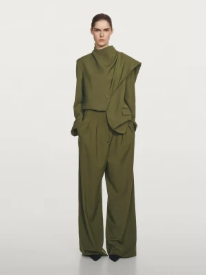 100% Wool Pleated Trousers - Studio - Zieleń Mchu - - Massimo Dutti - Female