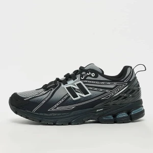 1906 New Balance czarny