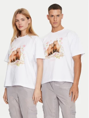 2005 T-Shirt Unisex Capybaras Love Biały Regular Fit