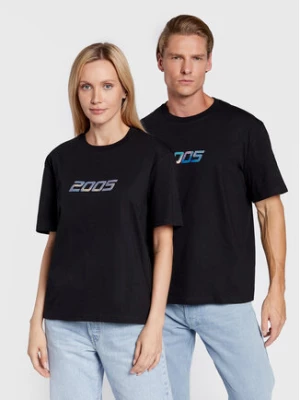 2005 T-Shirt Unisex Holo Czarny Relaxed Fit