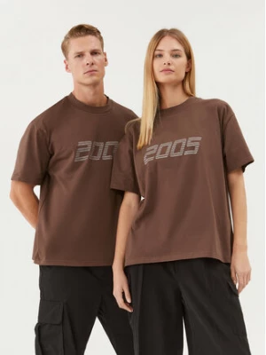 2005 T-Shirt Unisex Signature Tee Brązowy Regular Fit