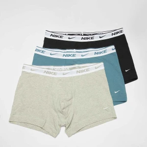 Nike 3 PACK - Everyday Cotton Stretch mężczyźni Bielizna wielokolorowy rozmiar Odzież