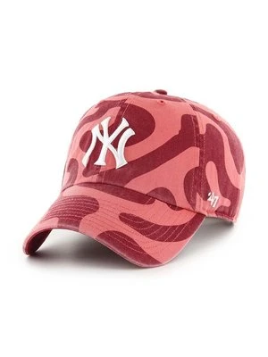 47 brand czapka z daszkiem bawełniana MLB New York Yankees kolor czerwony wzorzysta B-FRFMC17GWS-IR