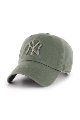 47 brand czapka z daszkiem bawełniana MLB New York Yankees kolor zielony z aplikacją B-RGW17GWSNL-MSA