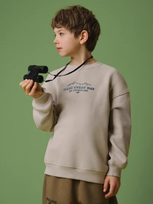 4F Bluza dresowa loose bez kaptura chłopięca - beżowa 122/128 (6-8 lat)