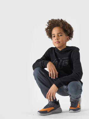 4F Bluza dresowa nierozpinana z kapturem chłopięca - czarna 122 (6-7 lat)