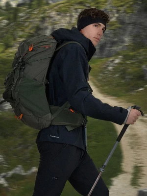 4F Plecak trekkingowy (40 L) - oliwkowy/khaki Uniwersalny