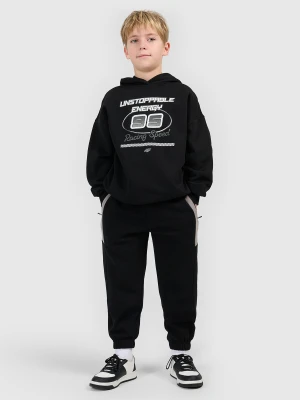 4F Spodnie dresowe joggery chłopięce - czarne 122 (6-7 lat)