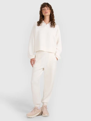 4F Spodnie dresowe joggery z modalem damskie - białe S