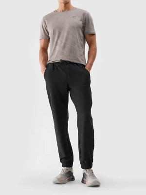 4F Spodnie dresowe w kolorze czarnym rozmiar: XXL