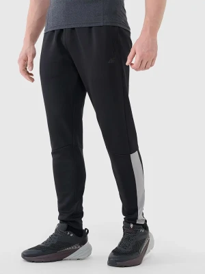 4F Spodnie sportowe w kolorze czarnym rozmiar: XL