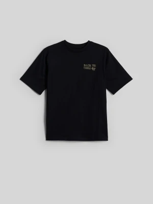 4F T-shirt loose z nadrukiem chłopięcy - czarny 146 / 152 (10-12 lat)