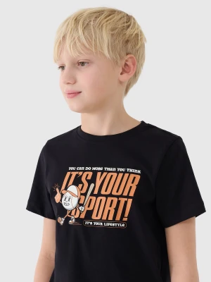 4F T-shirt regular z nadrukiem chłopięcy - czarny 122 (6-7 lat)