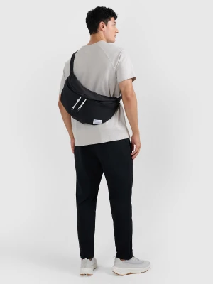 4F Torba na ramię - czarna Uniwersalny