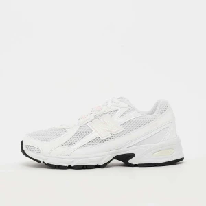 740 (GS) New Balance