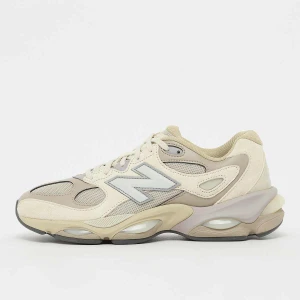 983 New Balance beż