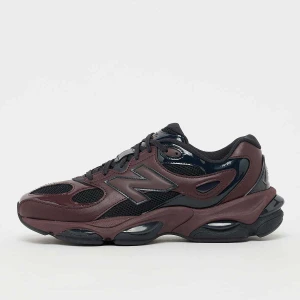 983 New Balance czerwony