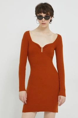 Abercrombie & Fitch sukienka kolor brązowy mini dopasowana