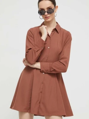 Abercrombie & Fitch sukienka kolor brązowy mini rozkloszowana