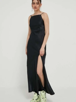 Abercrombie & Fitch sukienka kolor czarny maxi dopasowana