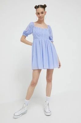 Abercrombie & Fitch sukienka kolor fioletowy mini prosta