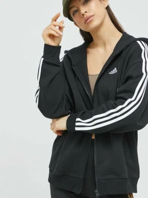 adidas bluza Essentials damska kolor czarny z kapturem z aplikacją IC8782