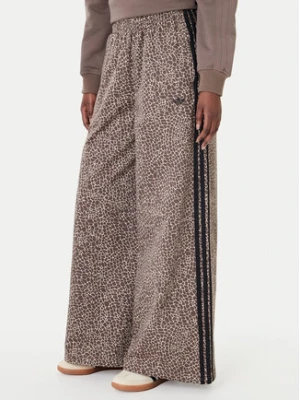 adidas Jeansy Firebird Aop KD8811 Brązowy Loose Fit