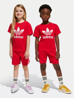 adidas Komplet t-shirt i spodenki adicolor JC9156 Czerwony Regular Fit