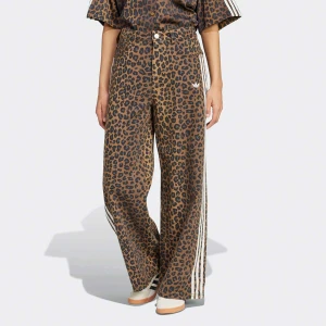 adidas Originals Denim Loose Pants kobiety Spodnie dżinsowe wielokolorowy rozmiar Odzież