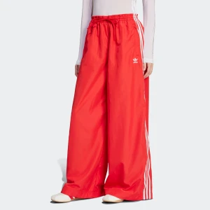 adidas Originals Firebird Oversized Track Pants kobiety Spodnie dresowe czerwony rozmiar Odzież