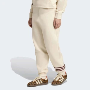 adidas Originals Neuclassics Sweatpant kobiety Spodnie dresowe beż rozmiar Odzież