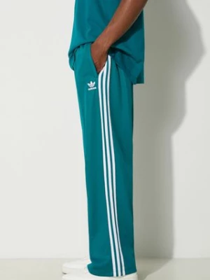 adidas Originals spodnie dresowe Adicolor Baggy Fit Firebird Pant kolor turkusowy z aplikacją IZ2473