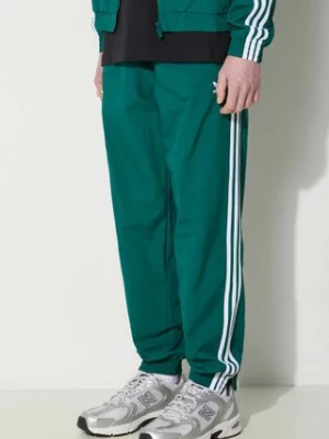 adidas Originals spodnie dresowe Adicolor Woven Firebird Track Top kolor zielony z aplikacją IT2497