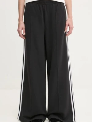 adidas Originals spodnie dresowe bawełniane 3-Stripes damskie kolor czarny z aplikacją JV7473