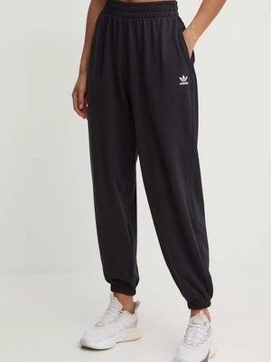 adidas Originals spodnie dresowe bawełniane Essential kolor czarny gładkie IW5730