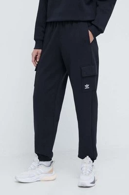 adidas Originals spodnie dresowe Cargo Jogger kolor czarny gładkie IT7576