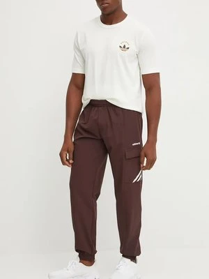 adidas Originals spodnie dresowe Cargo Pant kolor brązowy z aplikacją IX9621