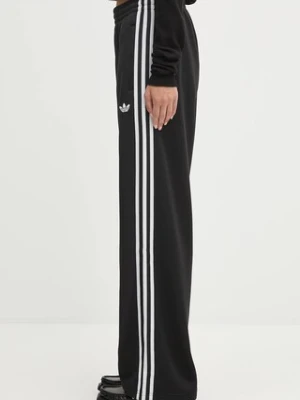 adidas Originals spodnie dresowe Firebird Tp damskie kolor czarny z aplikacją JV7525