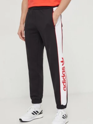 adidas Originals spodnie dresowe kolor czarny z nadrukiem IT2441