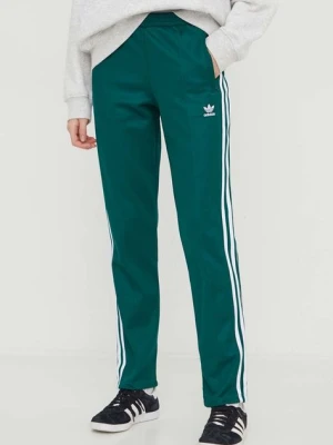 adidas Originals spodnie dresowe kolor zielony z aplikacją IP0628