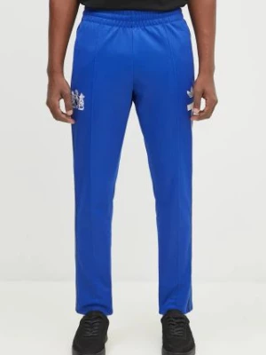 adidas Originals spodnie dresowe Manchester United GB Track Pant kolor niebieski z aplikacją IV7538