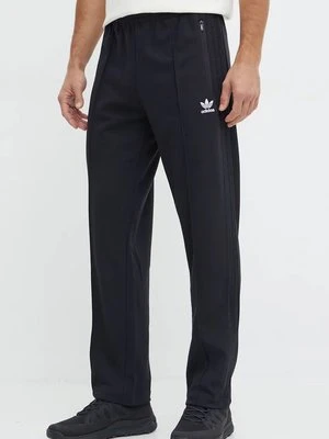 adidas Originals spodnie dresowe Mono 2 Trackpant kolor czarny gładkie IZ2539