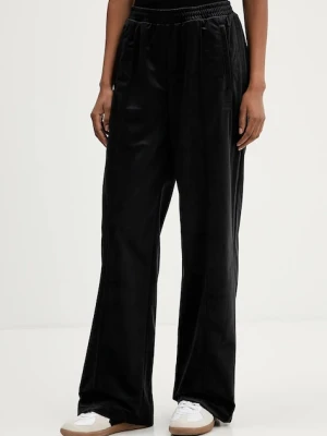 adidas Originals spodnie dresowe welurowe Velvet Tp damskie kolor czarny gładkie JV7508