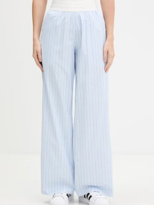 adidas Originals spodnie Essentials