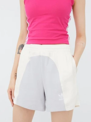 adidas Originals szorty Adicolor HC7038 damskie kolor szary wzorzyste high waist HC7038-WONWHI
