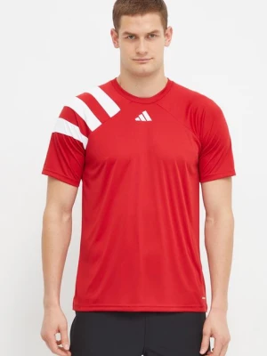 adidas Performance t-shirt treningowy Fortore 23 kolor czerwony z aplikacją HY0571