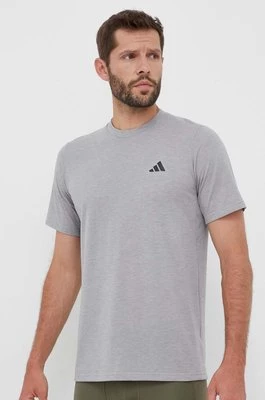 adidas Performance t-shirt treningowy Train Essentials Comfort kolor szary melanżowy IC7424