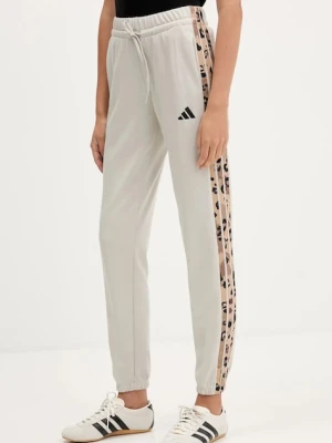 adidas spodnie dresowe 3-Stripes damskie kolor beżowy z aplikacją KB8511