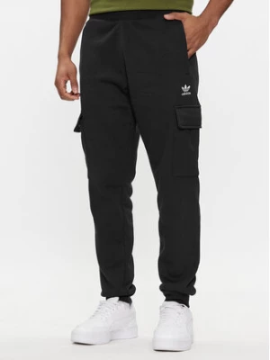 adidas Spodnie dresowe adicolor Trefoil IP2755 Czarny Slim Fit